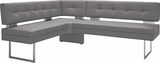 Graue Eckbank mit modernem Design und Metallbeinen, seitliche Perspektive