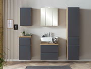 Moderner Spiegelschrank 60 cm in einem stilvollen Badezimmer, frontal betrachtet, mit grauen und holzfarbenen Schränken.