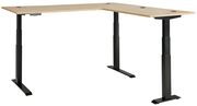 Moderner höhenverstellbarer E-Eckschreibtisch mit schwarzem Gestell und heller Holzplatte, seitliche Perspektive.