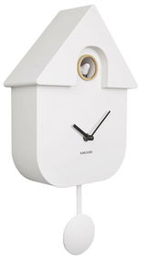 Moderne weiße Wanduhr in Form eines Vogelhauses mit schwarzem Zifferblatt und Pendel, seitliche Perspektive