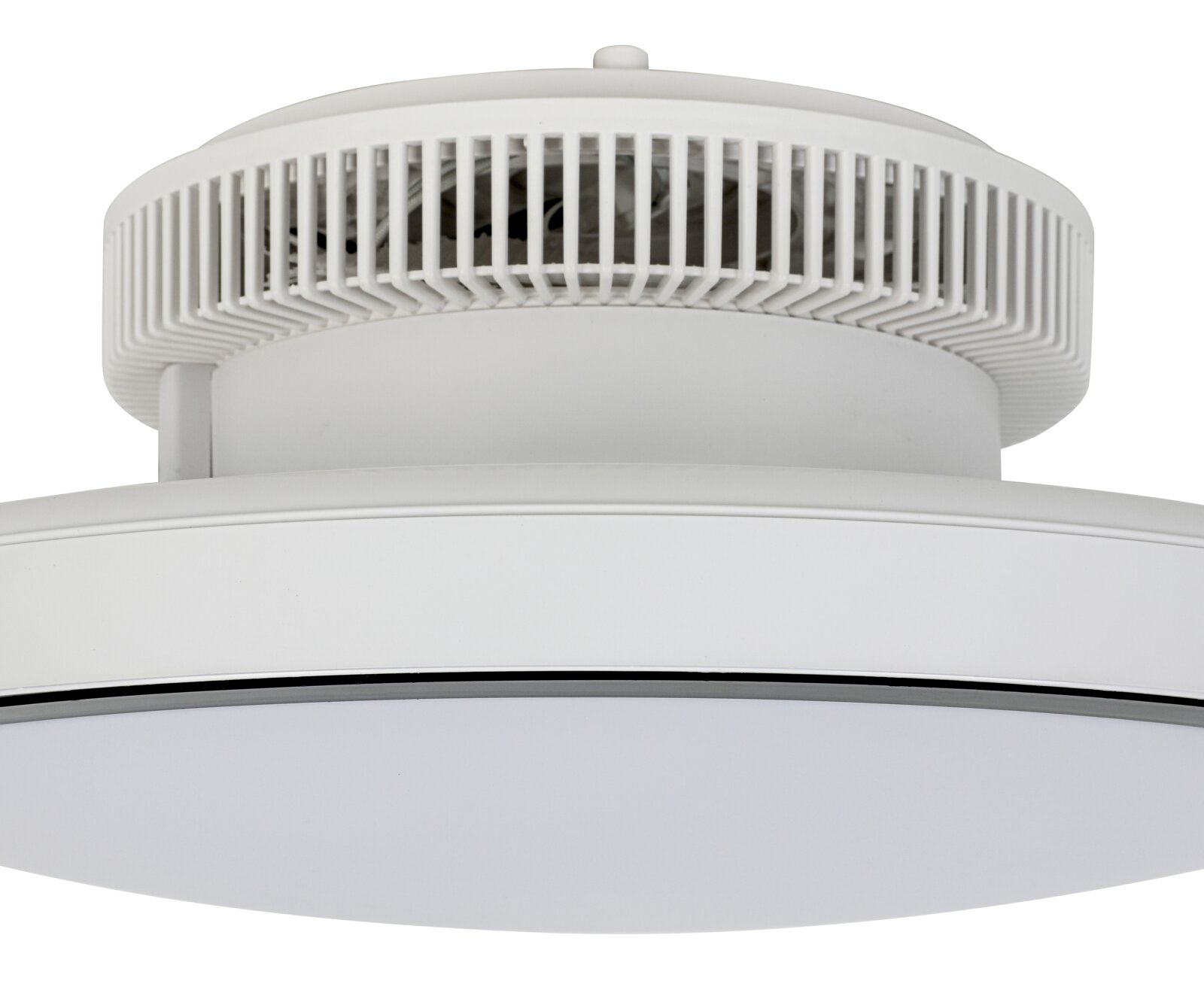 Moderne witte plafondventilator vanuit zijaanzicht