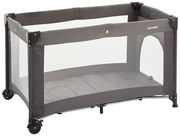 Reisebett in seitlicher Perspektive mit Netzseiten und Rollen