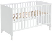 Weißes Babybett aus Holz mit Gitterstäben, seitliche Perspektive