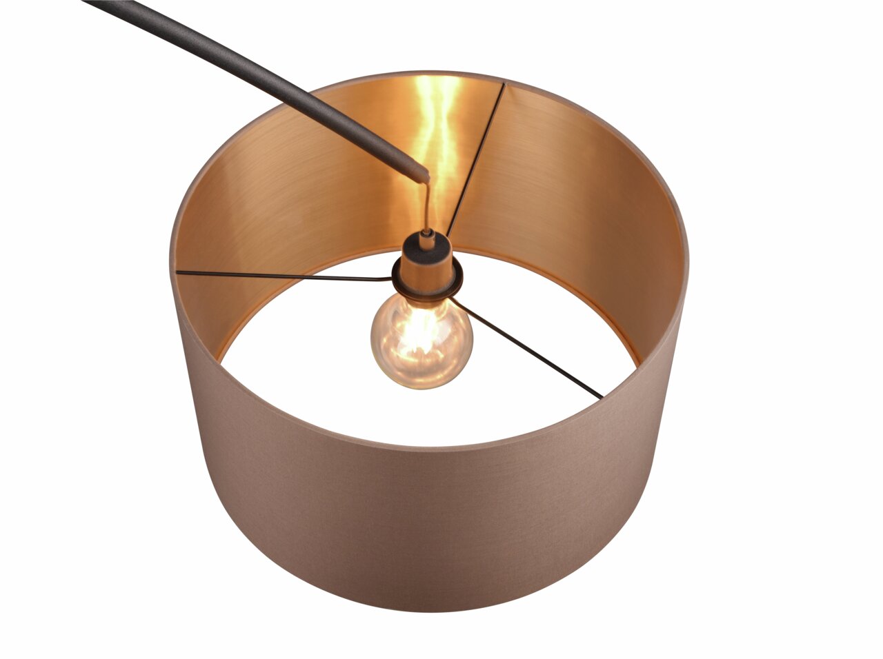 Ansicht von oben auf den Lampenschirm der Stehleuchte MANSUR mit sichtbarer Glühbirne und goldener Innenseite.