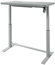 Moderner höhenverstellbarer E-Schreibtisch in seitlicher Perspektive