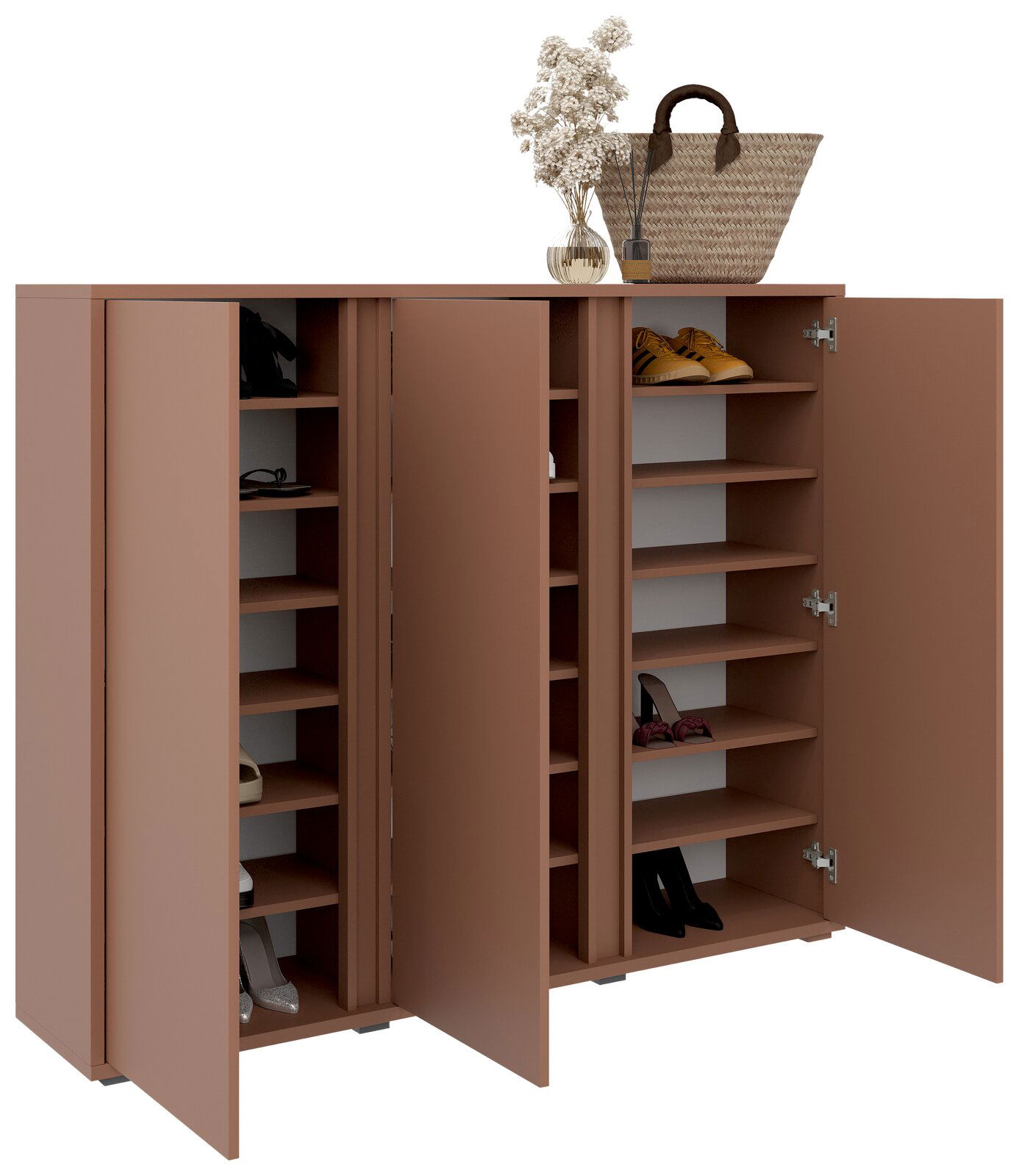 Moderner Schuhschrank in brauner Farbe mit offenen Türen, zeigt mehrere Regalböden mit Schuhen. Perspektive von vorne.