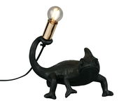 Schwarze Tischleuchte in Form eines Chamäleons mit einer Glühbirne auf dem Schwanz, seitliche Perspektive