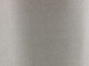 Grauer Duschvorhang in Nahaufnahme mit texturierter Oberfläche