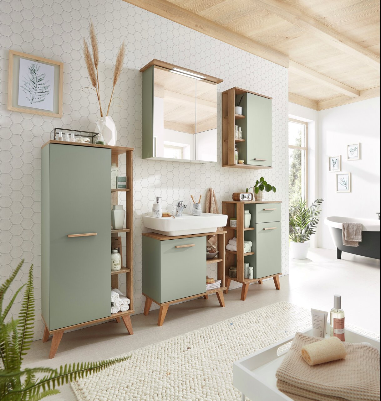 XORA Unterschrank SALVIE Moderner Badezimmer-Unterschrank in einem stilvollen, hellgrünen Design mit Holzakzenten, frontal abgebildet in einem hellen, einladenden Badezimmer.