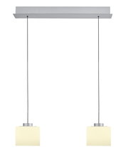 Zweiflammige LED-Pendelleuchte mit rechteckigem Baldachin, frontal betrachtet.