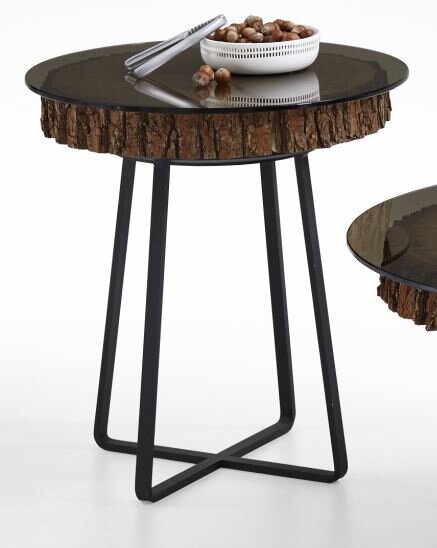 Moderne bijzettafel met rond houten blad en metalen poten, zijaanzicht