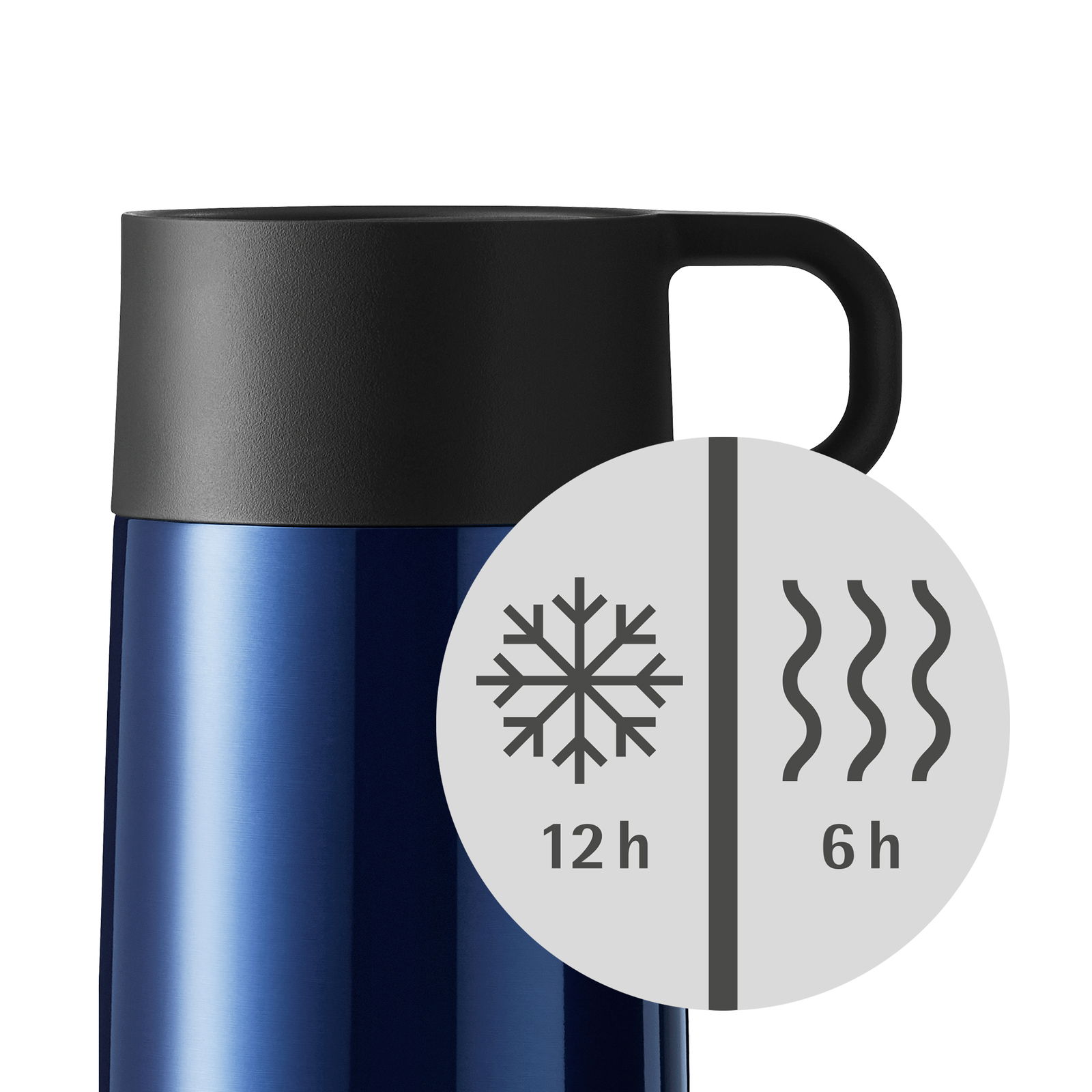 Blauer Impulse Travel Mug 0,3l Cromar mit schwarzem Deckel und Griff, hält Getränke 12 Stunden kalt und 6 Stunden warm, seitliche Ansicht.