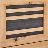 Nahaufnahme einer Garderobenbank mit Holzrahmen und dunklen Lamellen.