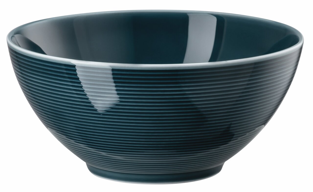 Thomas Bowl LOFT COLOUR Dunkelblaue, runde Schüssel mit geriffelter Oberfläche, seitliche Perspektive