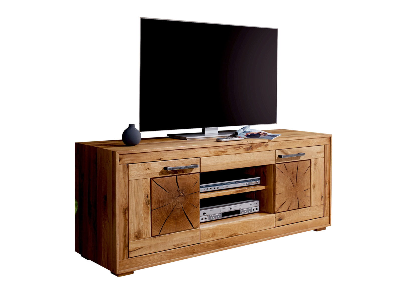 Landscape TV-Lowboard MERAN TV-Element aus Holz mit zwei Schranktüren und offenen Regalfächern, darauf ein Flachbildfernseher, von schräg vorne betrachtet.