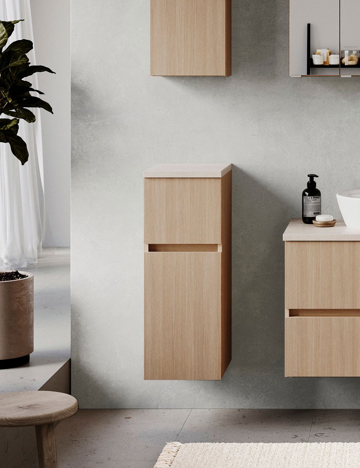 Moderner hängender Unterschrank aus Holz mit vertikaler Rillenstruktur, frontal betrachtet.