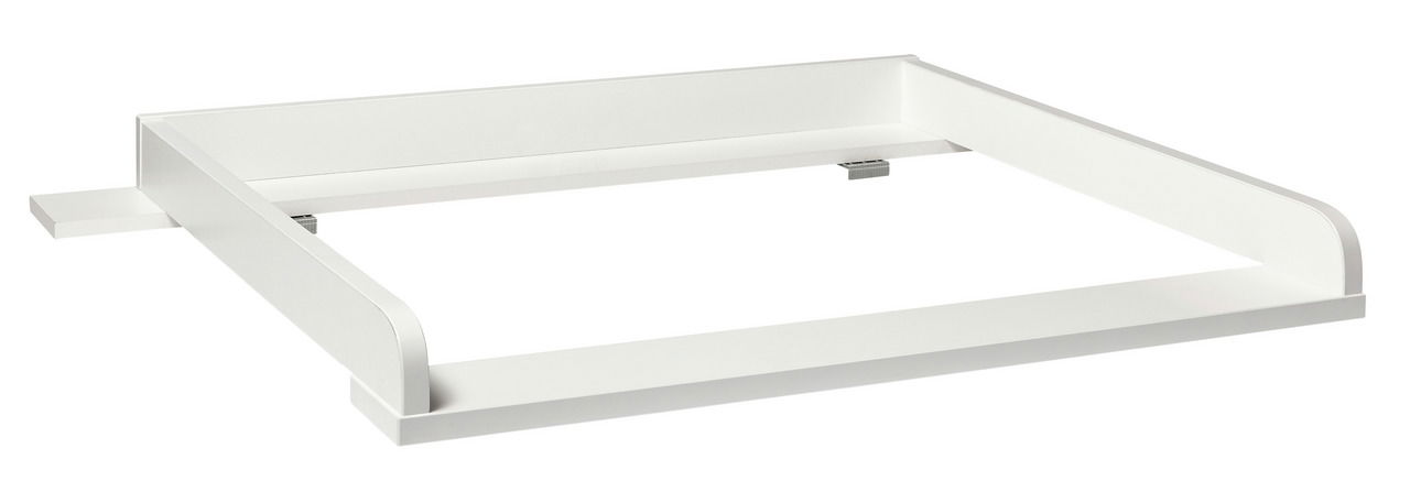 Weißer Wickelaufsatz aus Holz, perspektivisch von oben fotografiert.