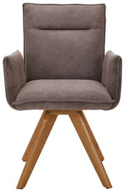 Frontansicht eines modernen Armlehnstuhls mit braunem, geripptem Stoffbezug und Holzbeinen.