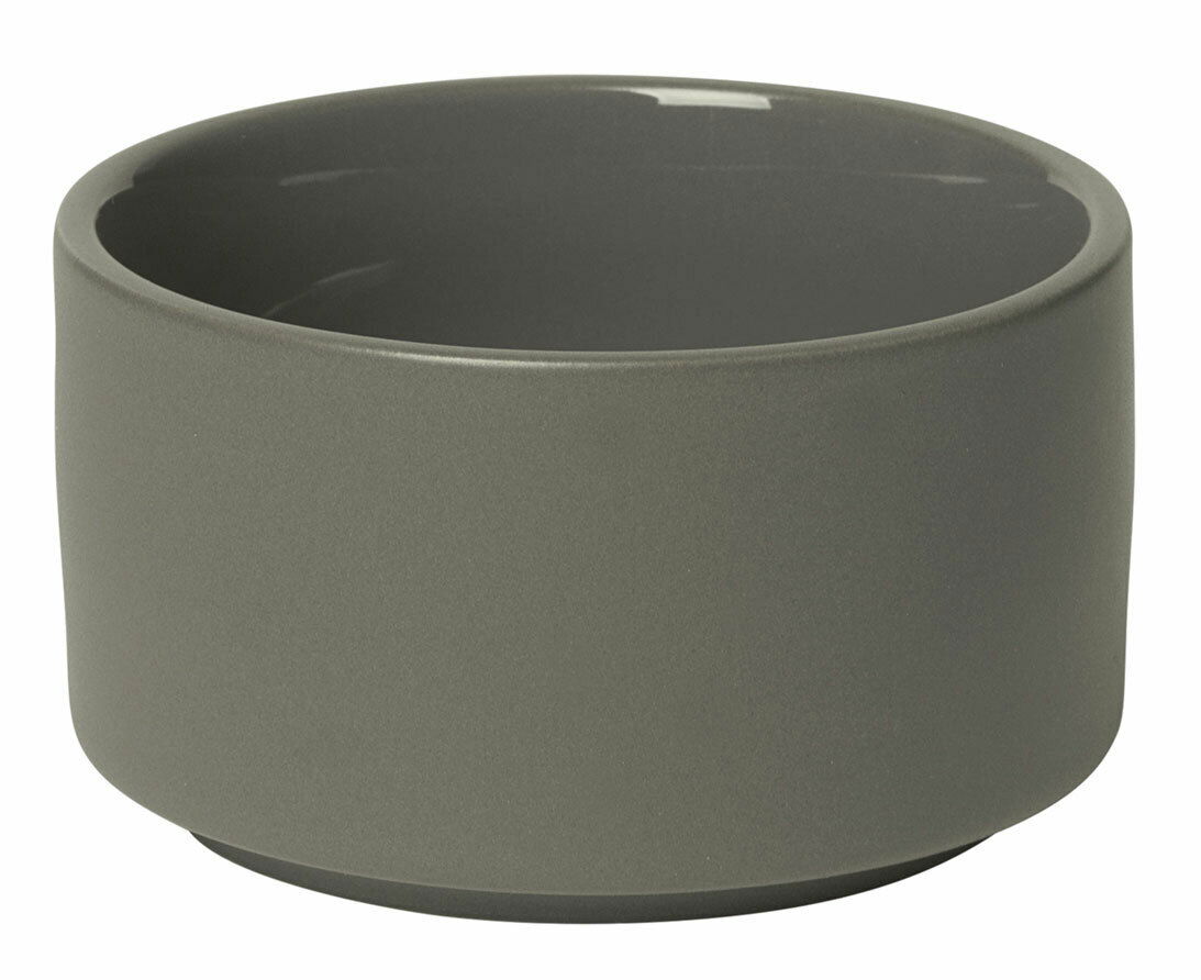 Graue Snackschale aus Keramik, seitliche Perspektive