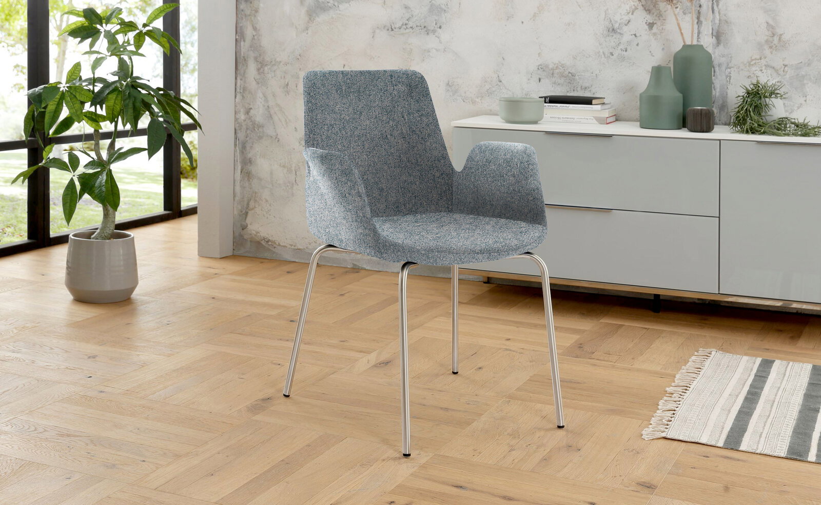 Venda Besuchersessel MY HELIOS Moderner Besuchersessel mit blaugrauem Stoffbezug und schlanken Metallbeinen, seitliche Perspektive