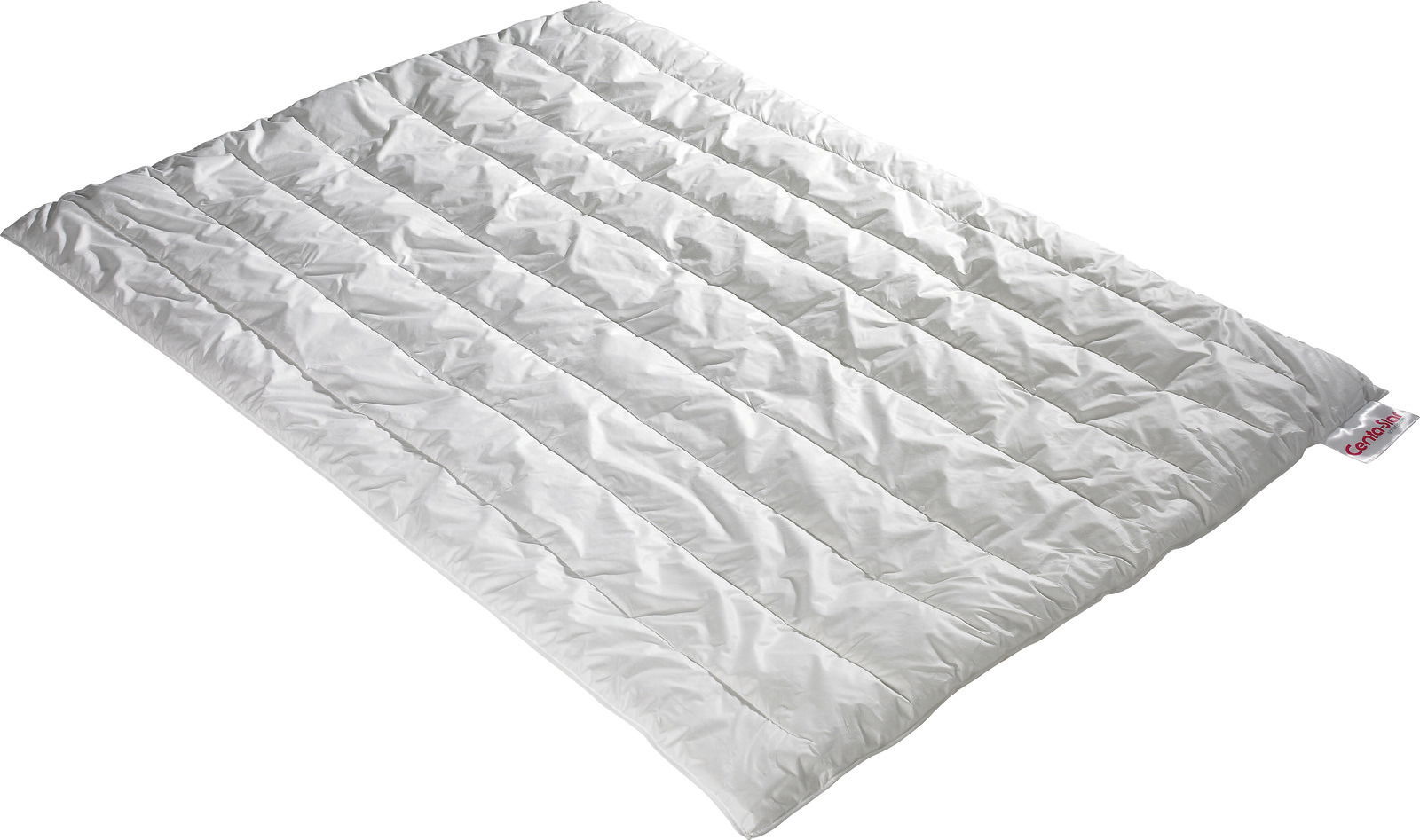 Vegan Dream Leicht Bettdecke 135x200 von Centa Star, weiße Steppdecke in schräger Draufsicht