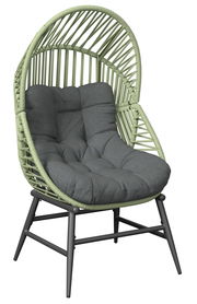 Moderner Gartensessel mit grünem Rattangeflecht und grauem Polster, seitliche Perspektive