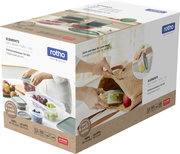 Verpackung des Frischhaltedosen-Sets von Rotho, 5-teilig, mit verschiedenen Größen, aus recyceltem Material, ideal für unterwegs, seitliche Perspektive.