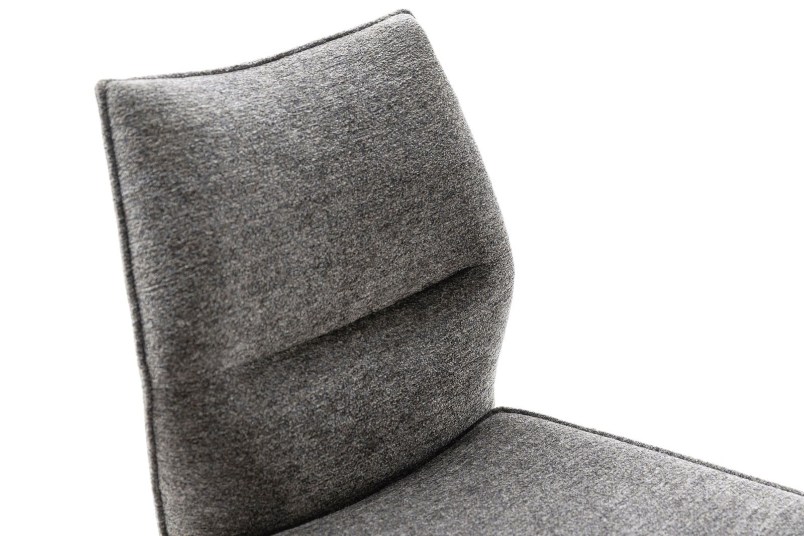 Grauer Stuhl mit gepolsterter Rückenlehne, seitliche Perspektive