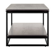 Moderner Anstelltisch mit zwei Ebenen aus Holz und Metallrahmen, Frontalansicht.