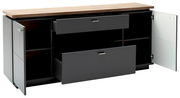 Sideboard mit zwei offenen Schubladen und zwei offenen Türen, Ansicht von vorne