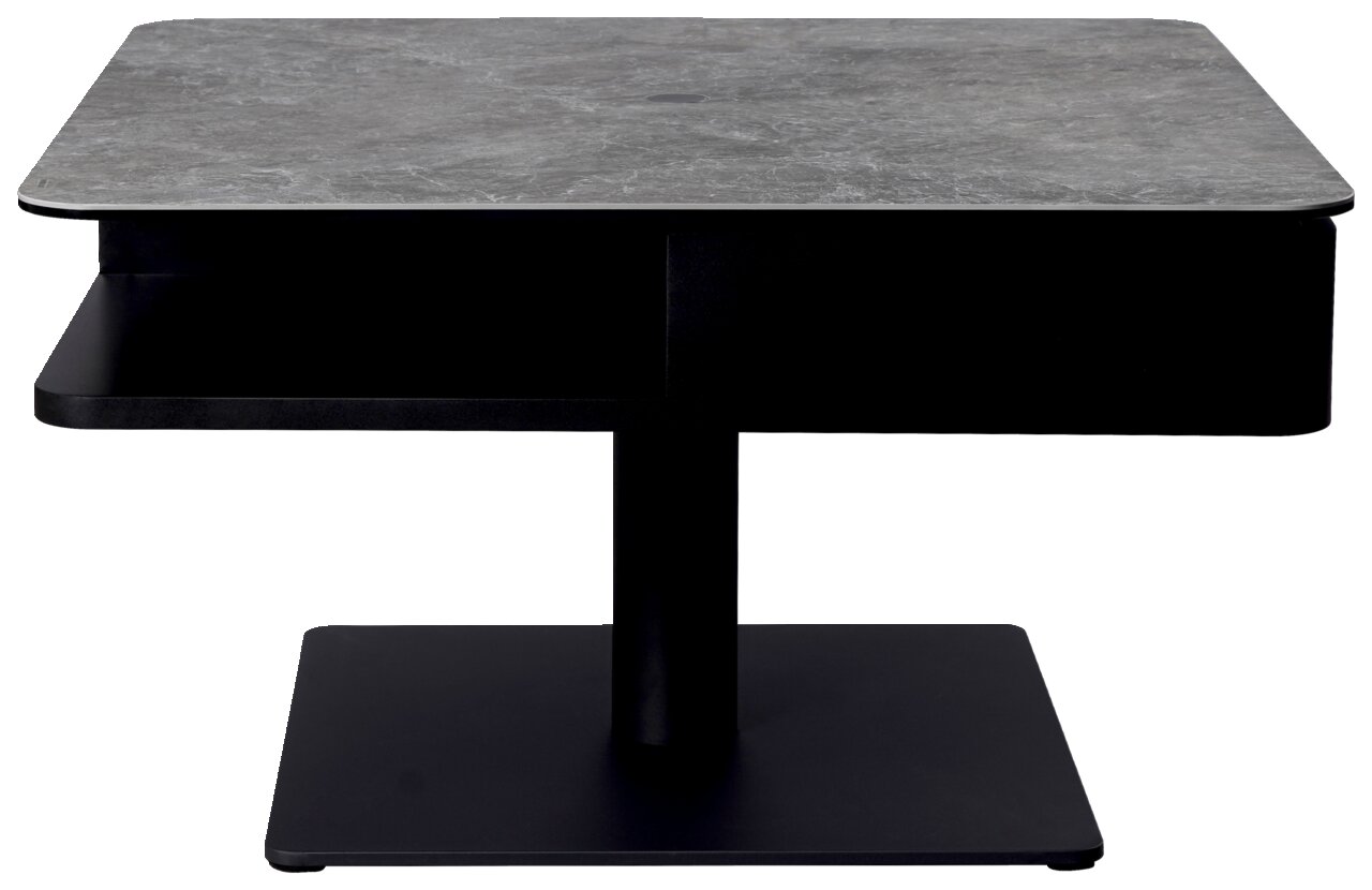 Moderne salontafel met een blad in grijze steenlook en een zwarte voet, gezien vanaf de voorkant.