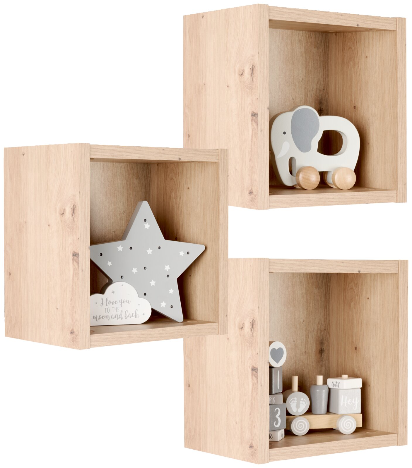 MyBaby Hängeregal LEO Drei hölzerne Hängeregale in Würfelform, dekoriert mit einem Spielzeug-Elefanten, einem Stern und einem kleinen Zug, aus einer seitlichen Perspektive fotografiert.