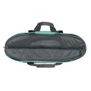 Obere Ansicht einer offenen, länglichen Iso-Tasche mit Reißverschluss und Tragegriffen.