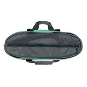 Obere Ansicht einer offenen, länglichen Iso-Tasche mit Reißverschluss und Tragegriffen.