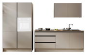Moderner Küchenblock in minimalistischer Optik, bestehend aus einem hohen Schrank mit integriertem Backofen, einer Arbeitsplatte mit Kochfeld und Spüle, sowie einem Hängeschrank. Frontale Ansicht.