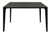 Moderner Gartentisch aus dunklem Material, frontal betrachtet