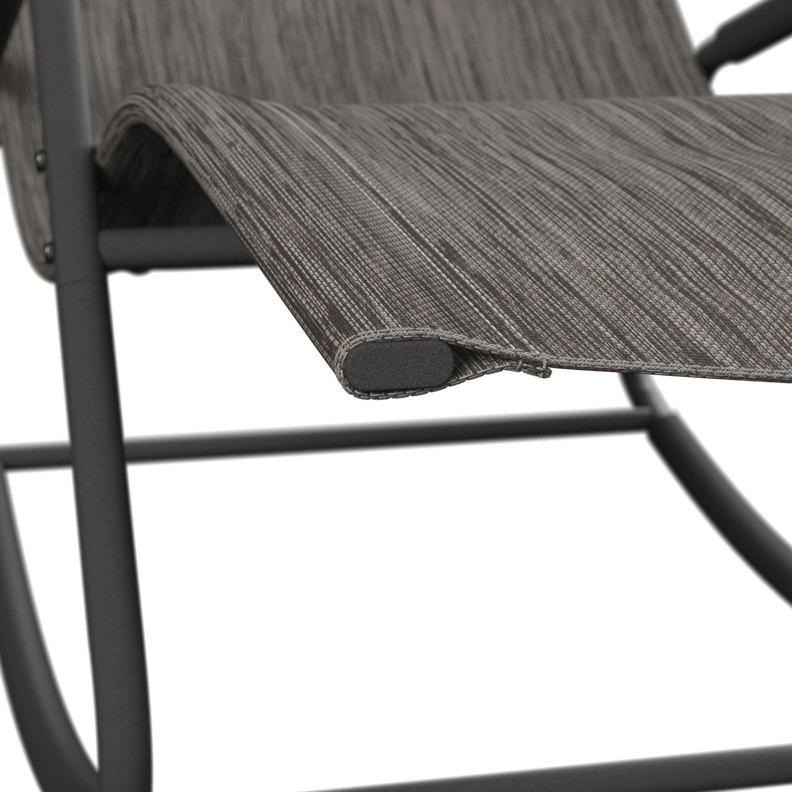 Nahaufnahme einer Schaukelliege mit grauem, strukturiertem Stoffbezug und stabilem Metallrahmen, seitliche Perspektive.