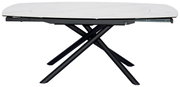 Moderne eettafel met een tafelblad in witte marmerlook en zwarte, gekruiste poten, zijaanzicht