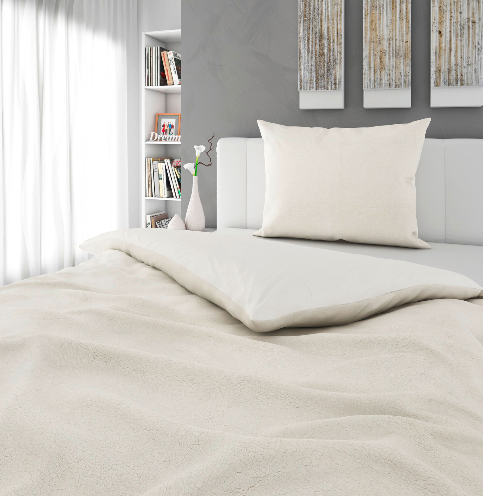 Novel Bettwäsche TEDDY Bettwäsche-Set in Cremefarbe auf einem Bett, mit Kissen und Decke, in einem modernen Schlafzimmer mit Bücherregal und Dekorationen, seitliche Perspektive