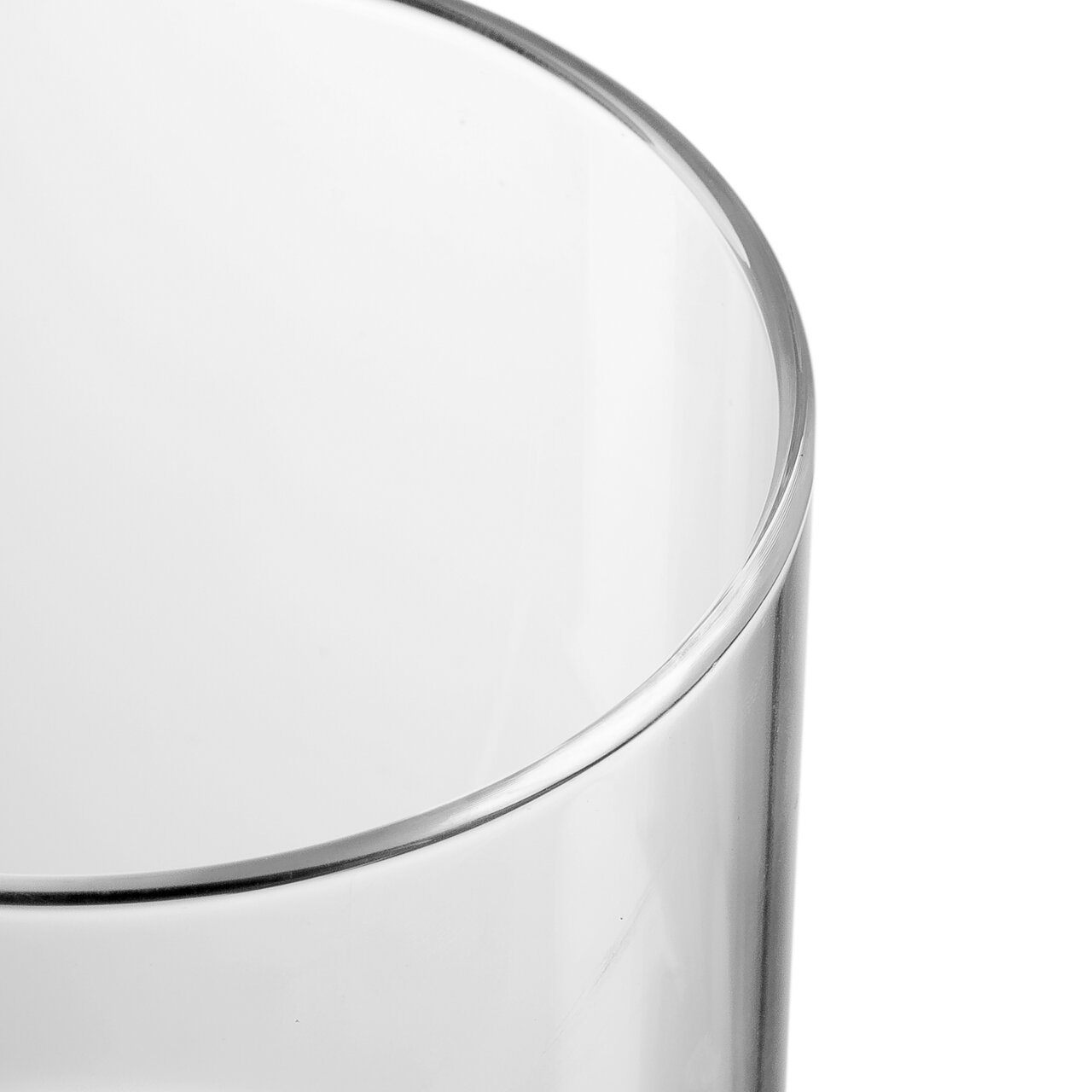 Close-up van een doorzichtige glazen pot Comodo 500 ml, gezien van bovenaf.