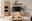 Wohnzimmeransicht mit moderner Wandkombination aus hellem Holz, bestehend aus einem hohen Schrank, einem TV-Schrank und einem Wandregal, frontal betrachtet.