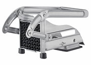 Nahaufnahme eines robusten Pommes-Frites-Schneiders aus Edelstahl mit Hebelmechanismus und rutschfesten Füßen, seitliche Perspektive.