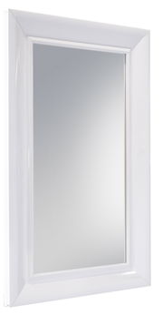 Rechteckiger Wandspiegel mit weißem Rahmen, seitliche Perspektive