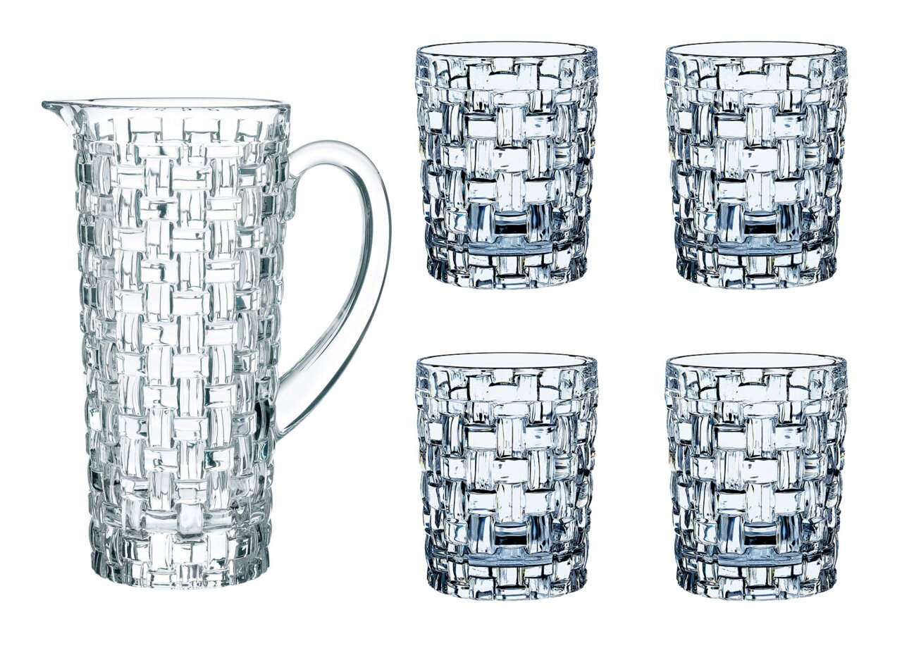 Krugset 5-tlg. Bossa Nova aus Glas mit gewebtem Muster, bestehend aus einem Krug und vier Gläsern, frontal abgebildet.