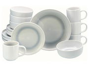 Kombiservice 16-teilig Ice, bestehend aus Tellern, Schalen und Tassen in einem eleganten, eisblauen Design. Perspektive: Frontalansicht.