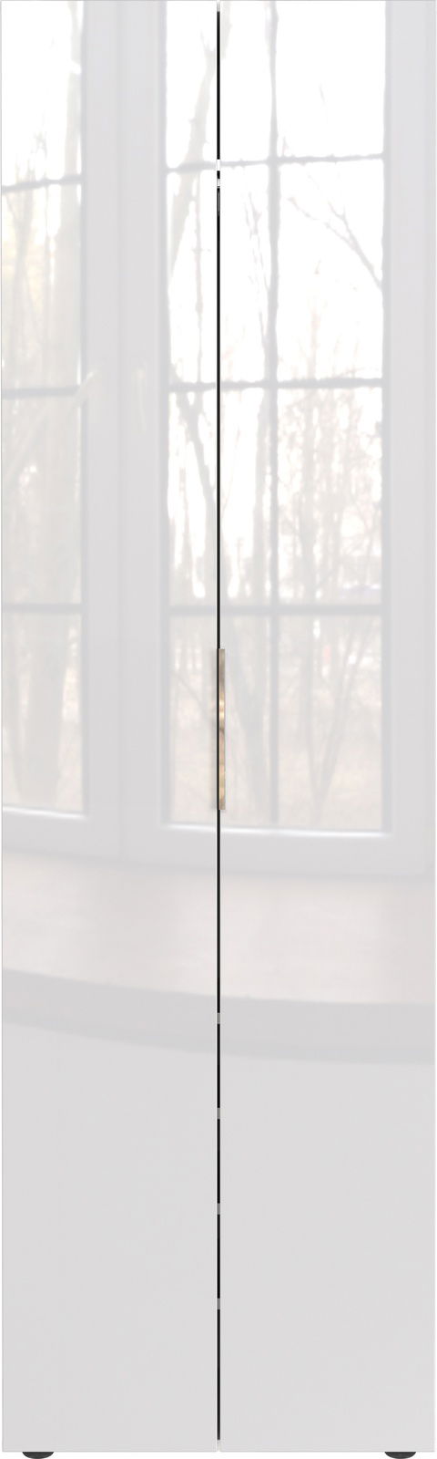 Moderner Garderobenschrank mit glänzender weißer Oberfläche und schmalem Griff, frontal vor einem Fenster fotografiert.
