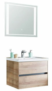 Moderne Badkombination mit beleuchtetem Spiegel und Waschbeckenunterschrank in Holzoptik, Frontalansicht