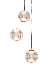 Drei kugelförmige LED-Hängeleuchten von Dieter Knoll in einer frontalen Perspektive, mit transparenten, geriffelten Schirmen, die warmes Licht ausstrahlen.