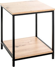 Quadratischer Beistelltisch/Nachttisch mit zwei Ablagen aus hellem Holzdekor und schwarzem Metallrahmen, freigestellt auf Weiß, Ansicht schräg von vorn oben