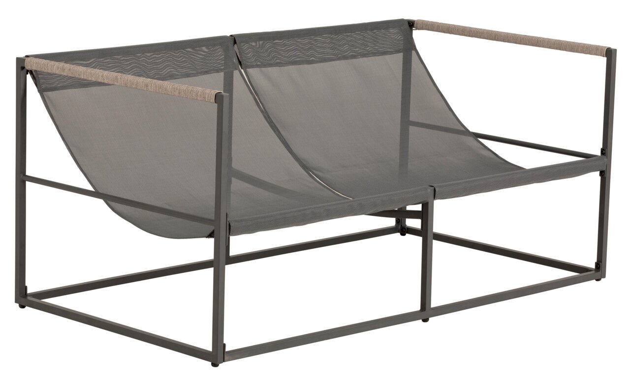 Zweisitziges Lounge-Sofa mit Metallrahmen und Netzbespannung, seitliche Perspektive